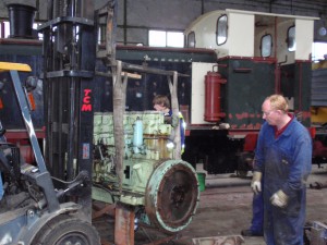 NS 162 Gardner motor gaat op transport NS 162 Gardner motor gaat op transport