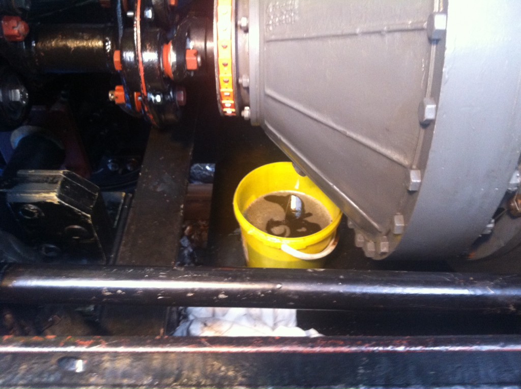 Aftappen vloeistofkoppeling Aftappen vloeistofkoppeling